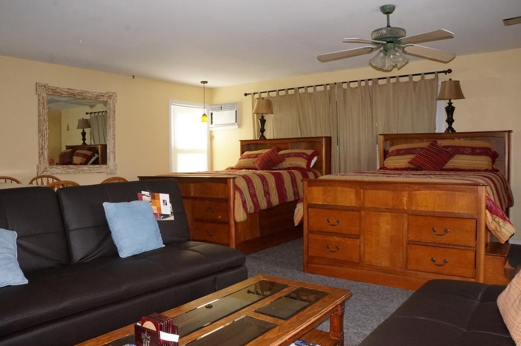 Lake Place Resort Glenhaven Room photo
