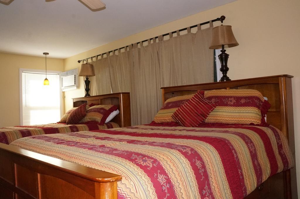 Lake Place Resort Glenhaven Room photo